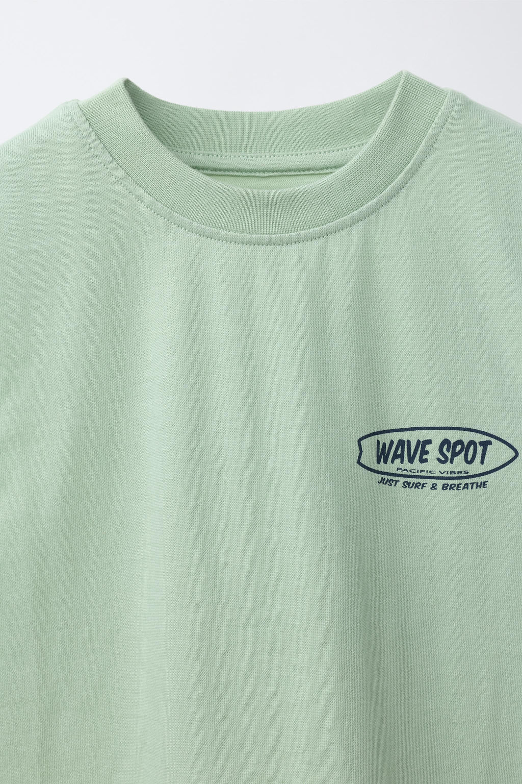CONJUNTO CAMISETA Y BERMUDA TEXTO / Verde agua