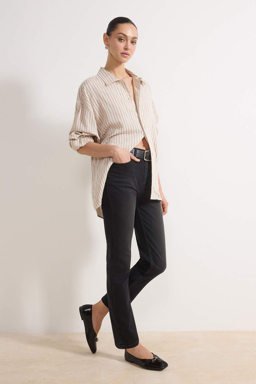 Siyah Yuksek Bel Straight Yumusak Ekstra Esneyen Orme Kot/Jeans TWOSS26JE00104 - Trendyolmilla фото 4