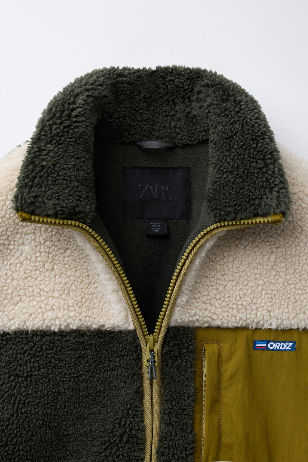 CAZADORA BORREGUILLO COLOR BLOCK / Khaki - Zara фото 10