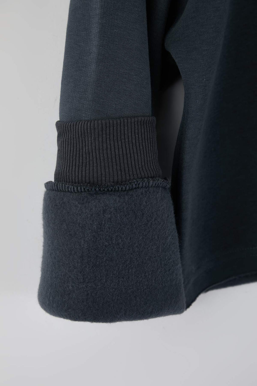 Ekru Kal?n Ici Polarl? Bisiklet Yaka Crop Orme Sweatshirt TWOAW26SW00093 - Trendyolmilla фото 20