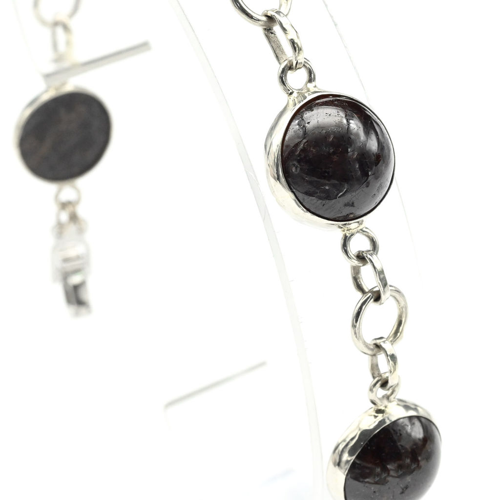 Браслет с гранатом, 18см.