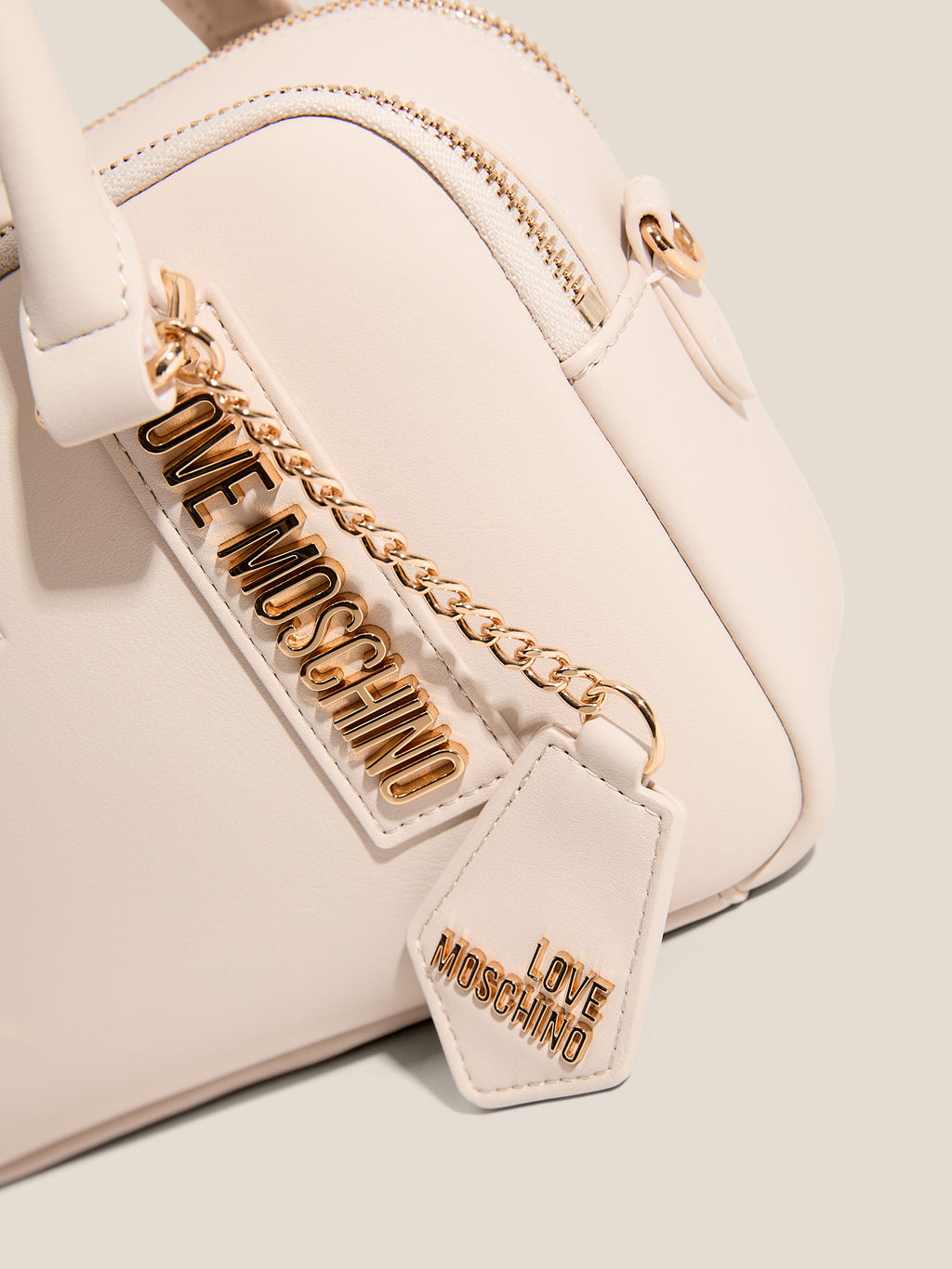 Женская сумка с ручками LOVE MOSCHINO PURE ESSENTIAL Артикул 4561267, молочно-бежевый  фото 2