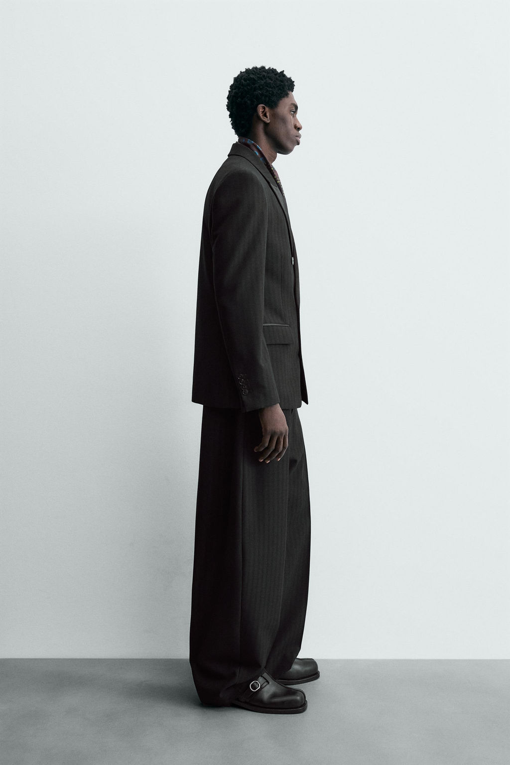 LIMITED EDITION DOUBLE-BREASTED SUIT BLAZER - Zara фото 4