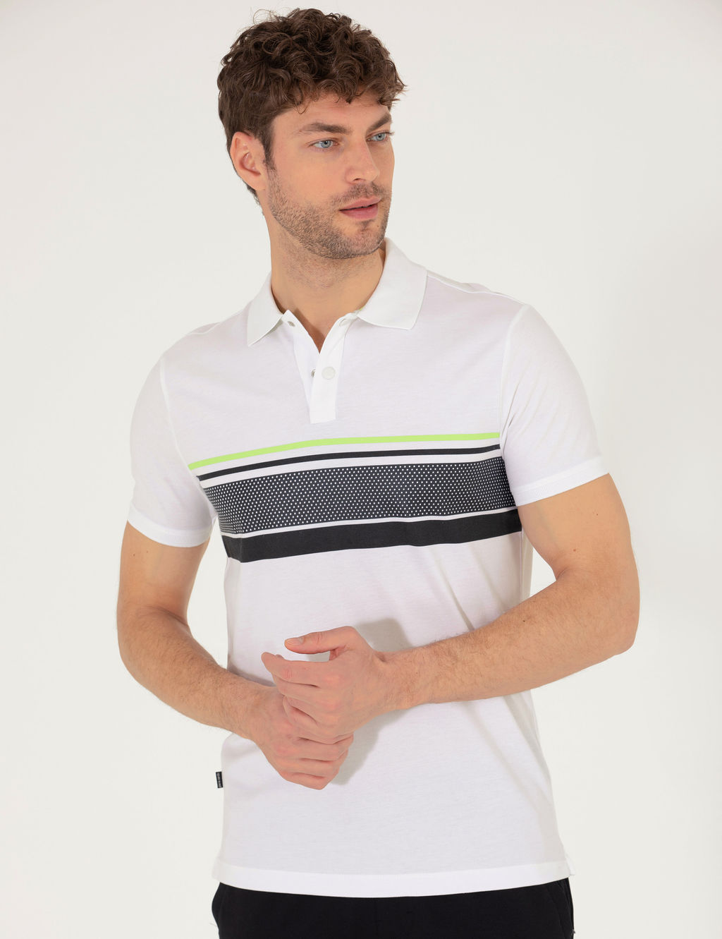 Beyaz Slim Fit G___s Bask_l_ Polo Yaka Ti__rt