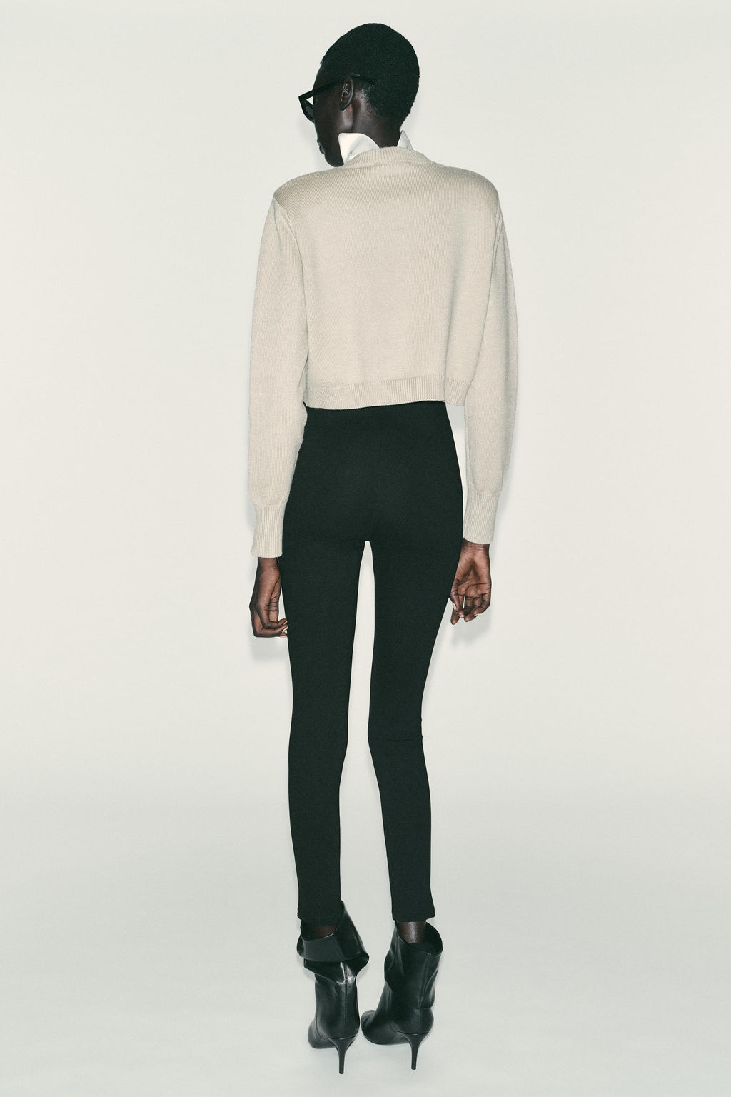 BODY SHAPING LEGGINGS - Zara фото 9