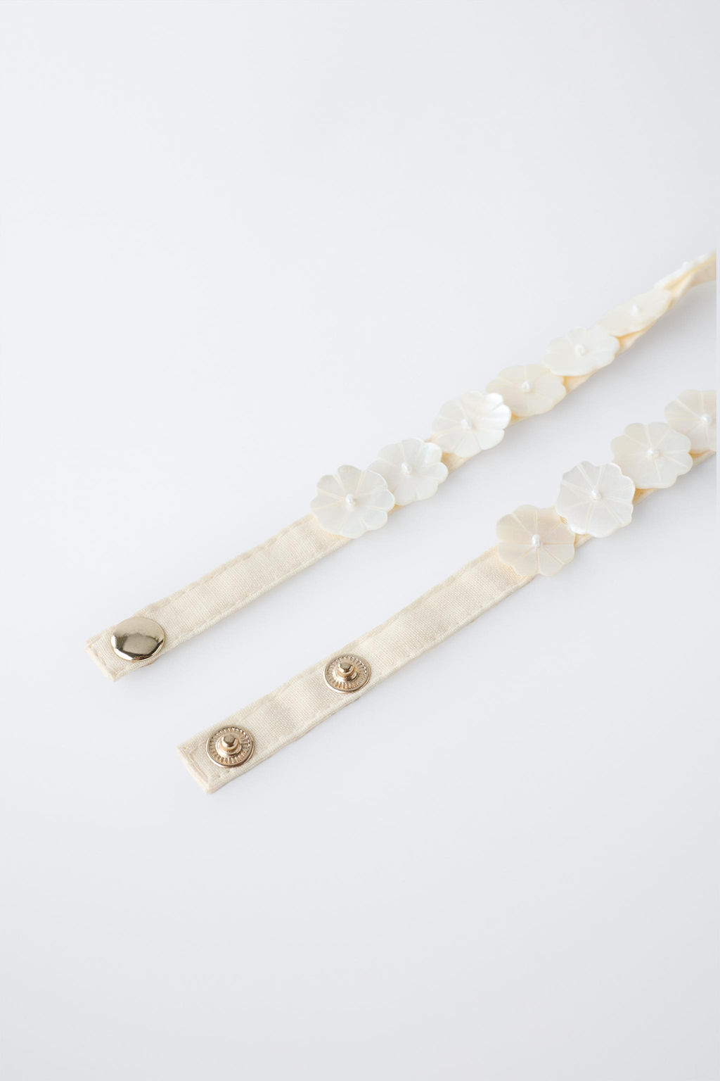 CHOKER FLORES NACARADAS / Blanco - Zara фото 2