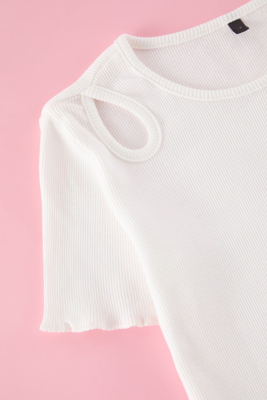 Siyah K?z Cocuk Pamuklu Basic Regular Kal?p Cut-Out Detayl? K?sa Kol Orme T-Shirt TKDSS25TS00022 - Trendyolmilla фото 2