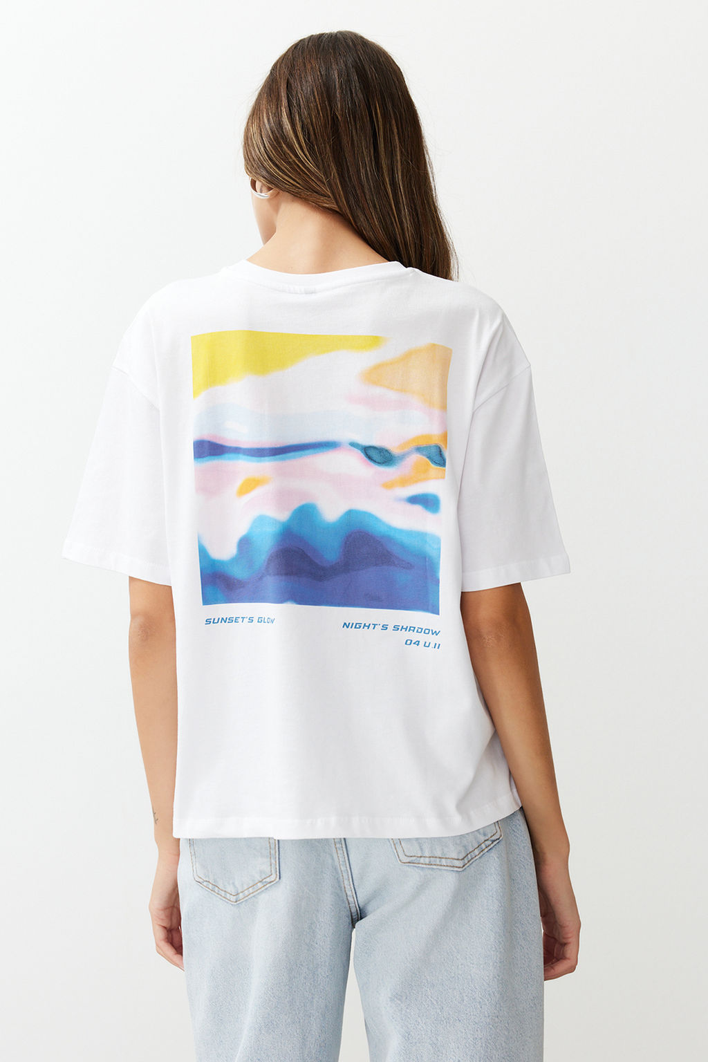 TRENDYOLMILLA Beyaz Premium %100 Pamuk Bask?l? Relaxed/Rahat Kal?p Orme T-Shirt TWOSS24TS00172  фото 14