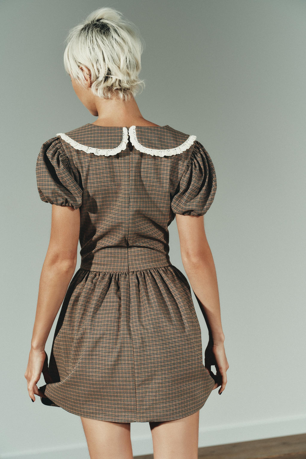 CHECKED DRESS WITH PETER PAN COLLAR - Zara фото 5