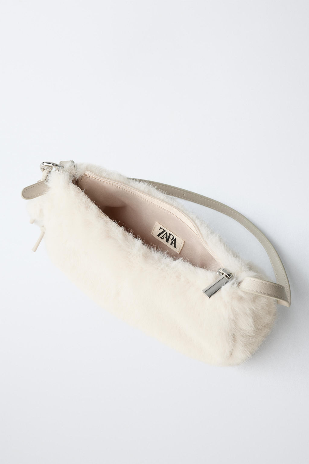 SHEEPSKIN SHOULDER BAG WITH CHARM