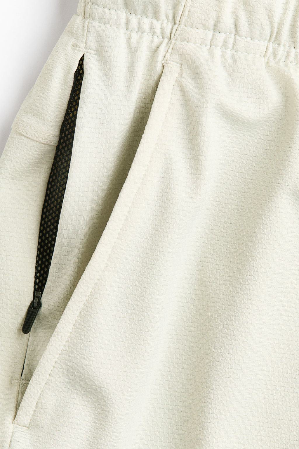 Pantal?n corto de deporte con DryMove - H&m фото 10