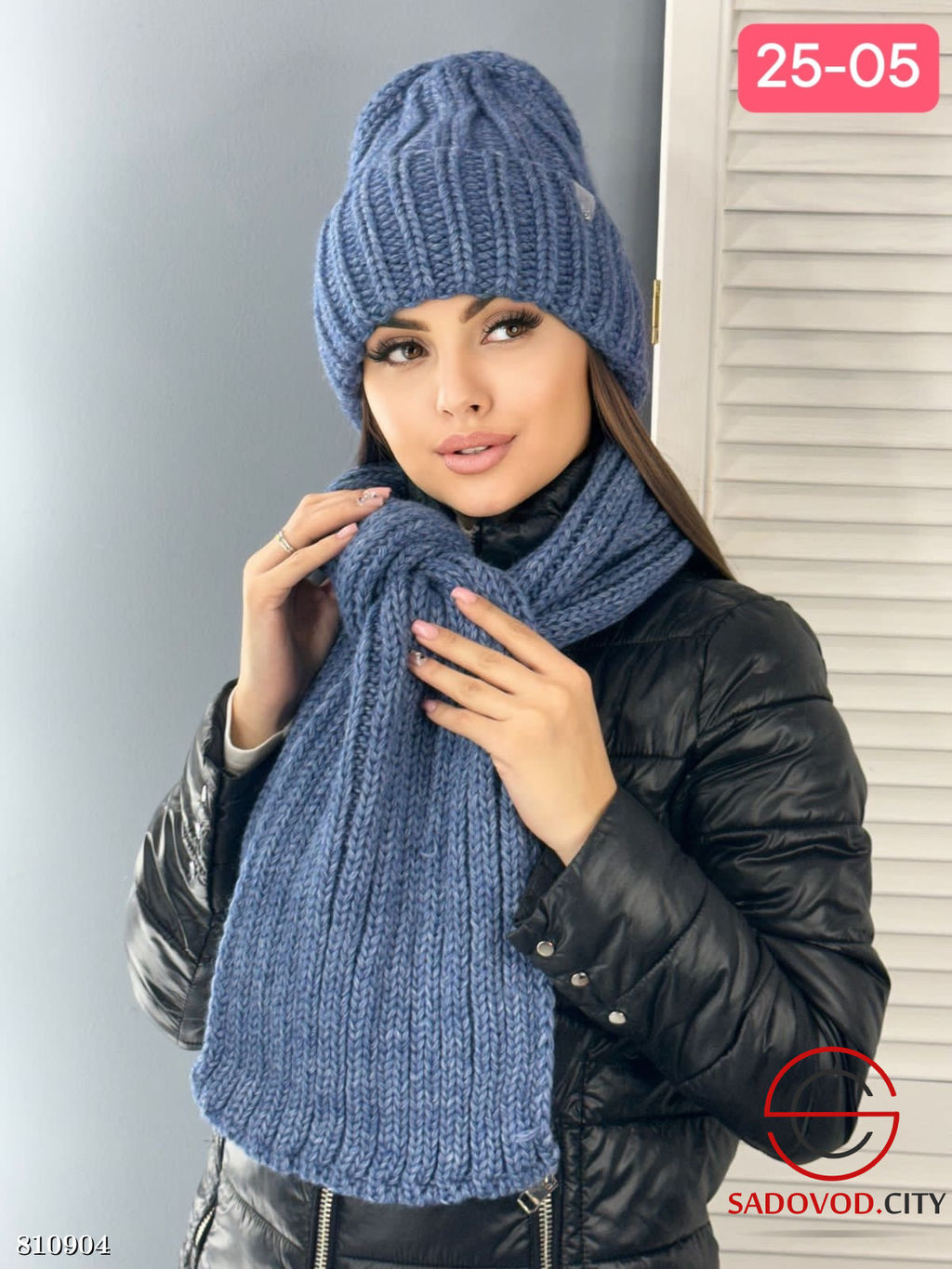 Комплект зимний шапка и снуд