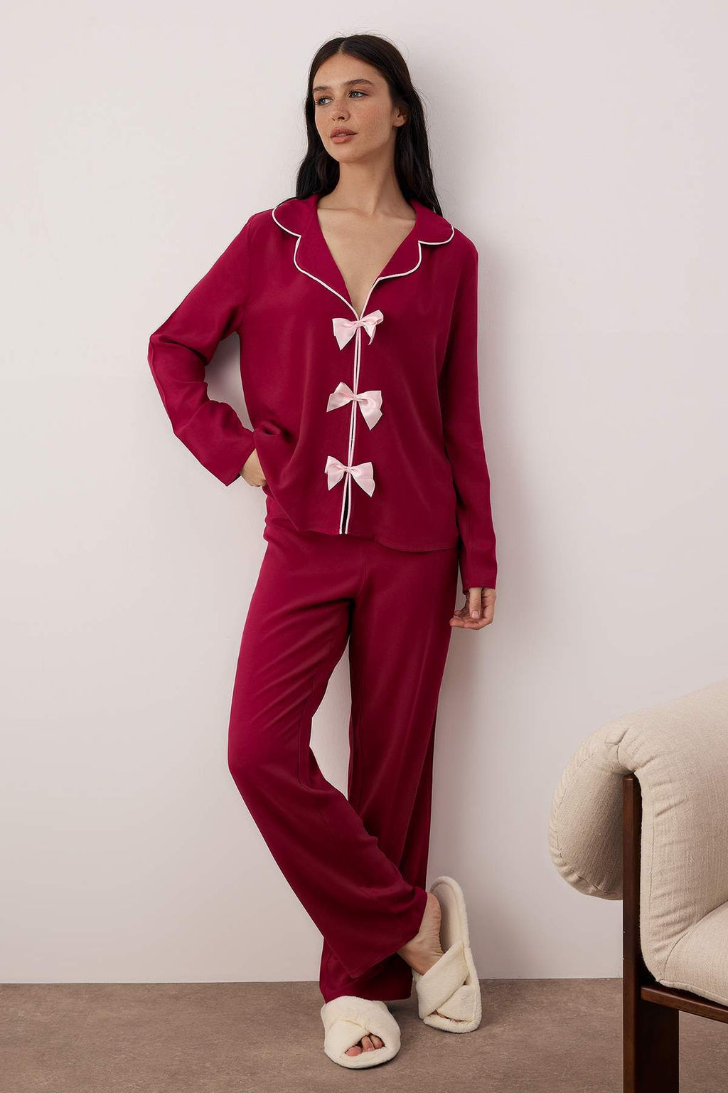 Trendyolmilla Ekru Kurdele/Fiyonk ve Biye Detayl? Viskon Dokuma Pijama Tak?m? THMAW25PT00032  фото 21
