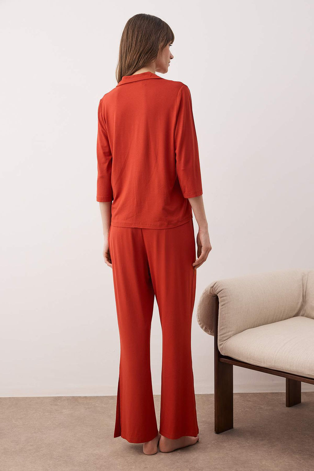 Kiremit Gomlek Yaka Cepli ve Y?rtmacl? Viskon Orme Pijama Tak?m? THMAW26PT00184 - Trendyolmilla фото 4