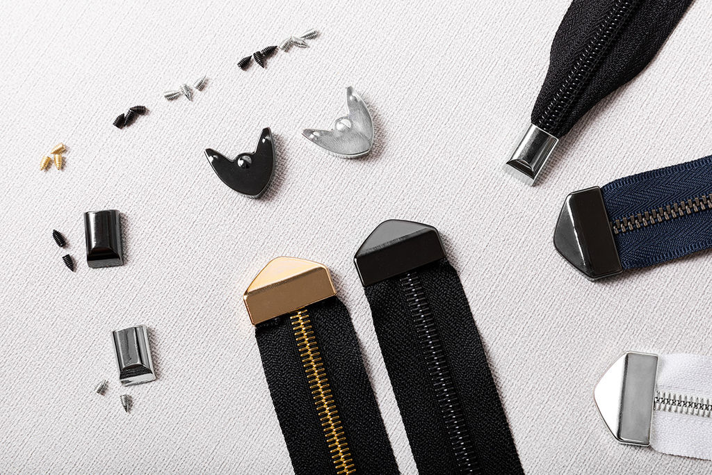 Фурнитура металл Gamma LTZ-02 Наконечник для молний 22х20х5 мм 5 x 1 шт в пакете с картонным еврослотом №01 под никель