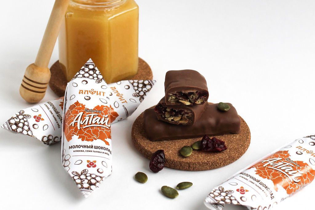 Конфета ручной работы Любимый Алтай молочный горький шоколад Алфит  фото 18
