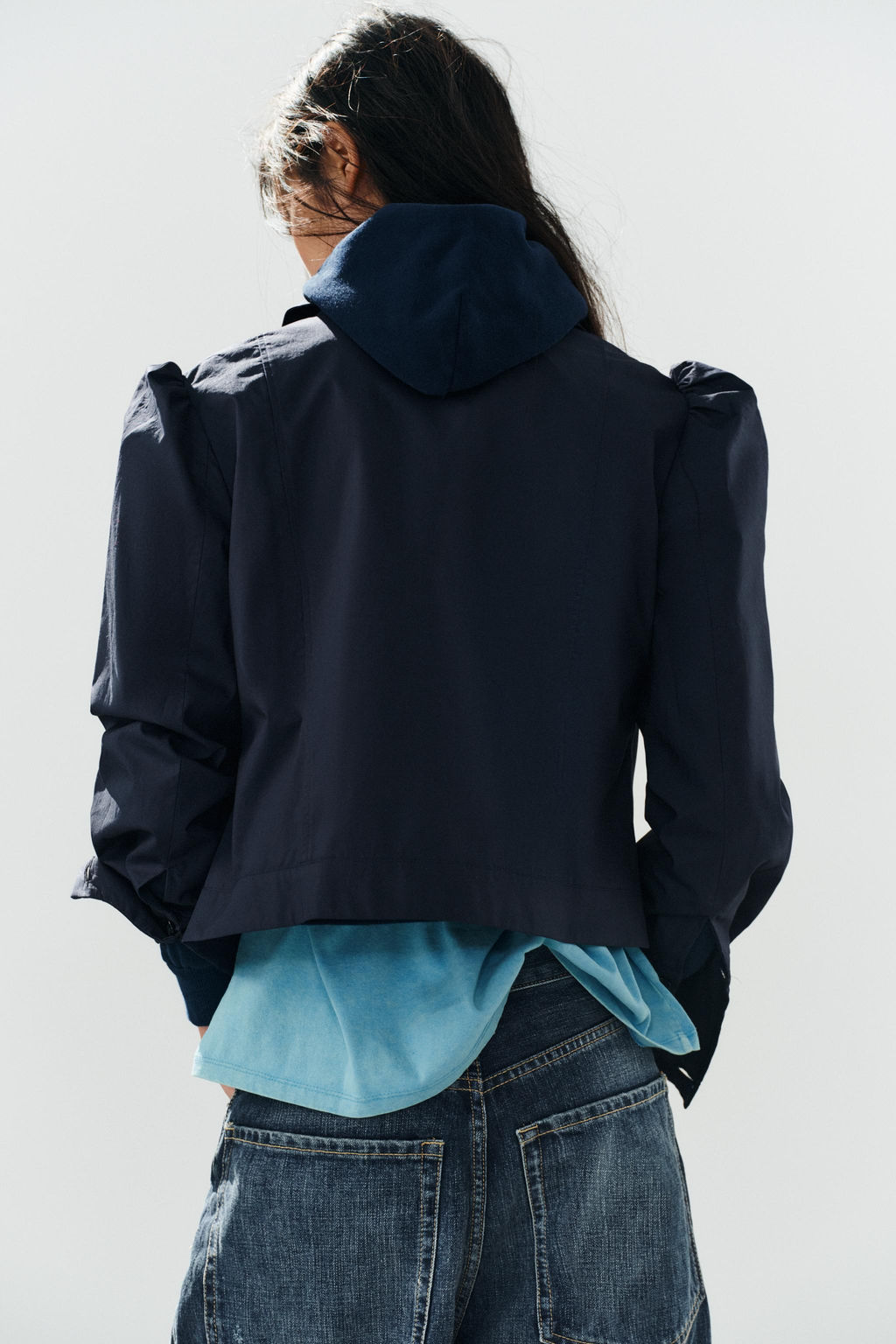 BLAZER CORTA FRUNCES HOMBRO / Azul - Zara фото 4