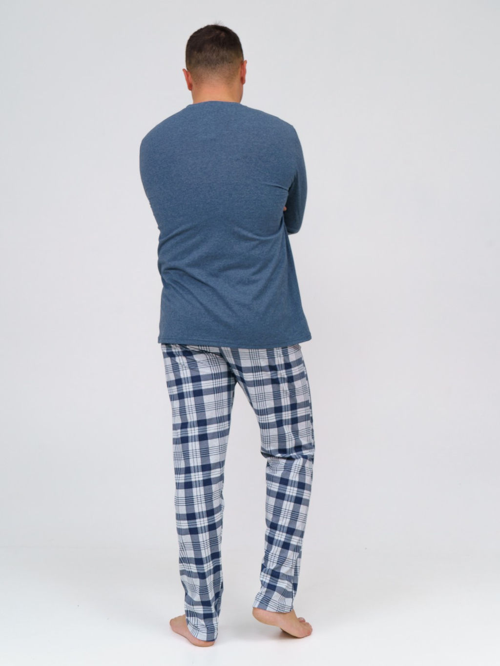 Пижама мужская Олимп дл.рукав св.серый/клетка