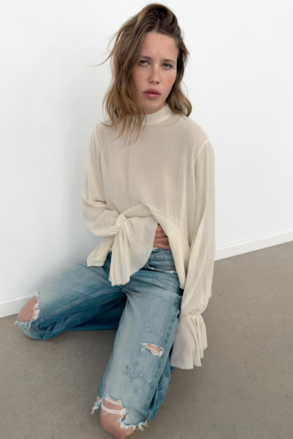TOP SEMITRANSPARENTE VOLANTES / Crudo - Zara фото 6