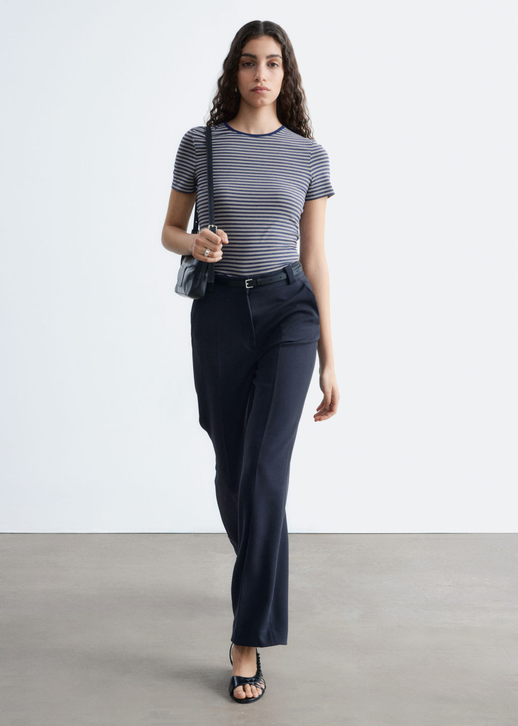 Pantalones rectos con pliegues marcados - H&m фото 7