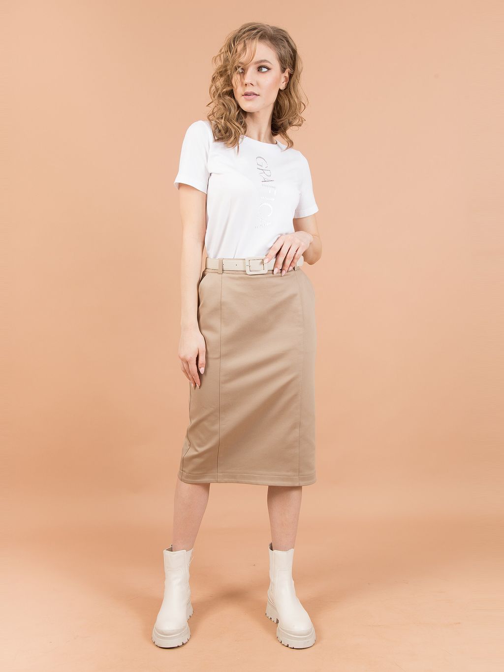 Юбка с фигурной линией низа