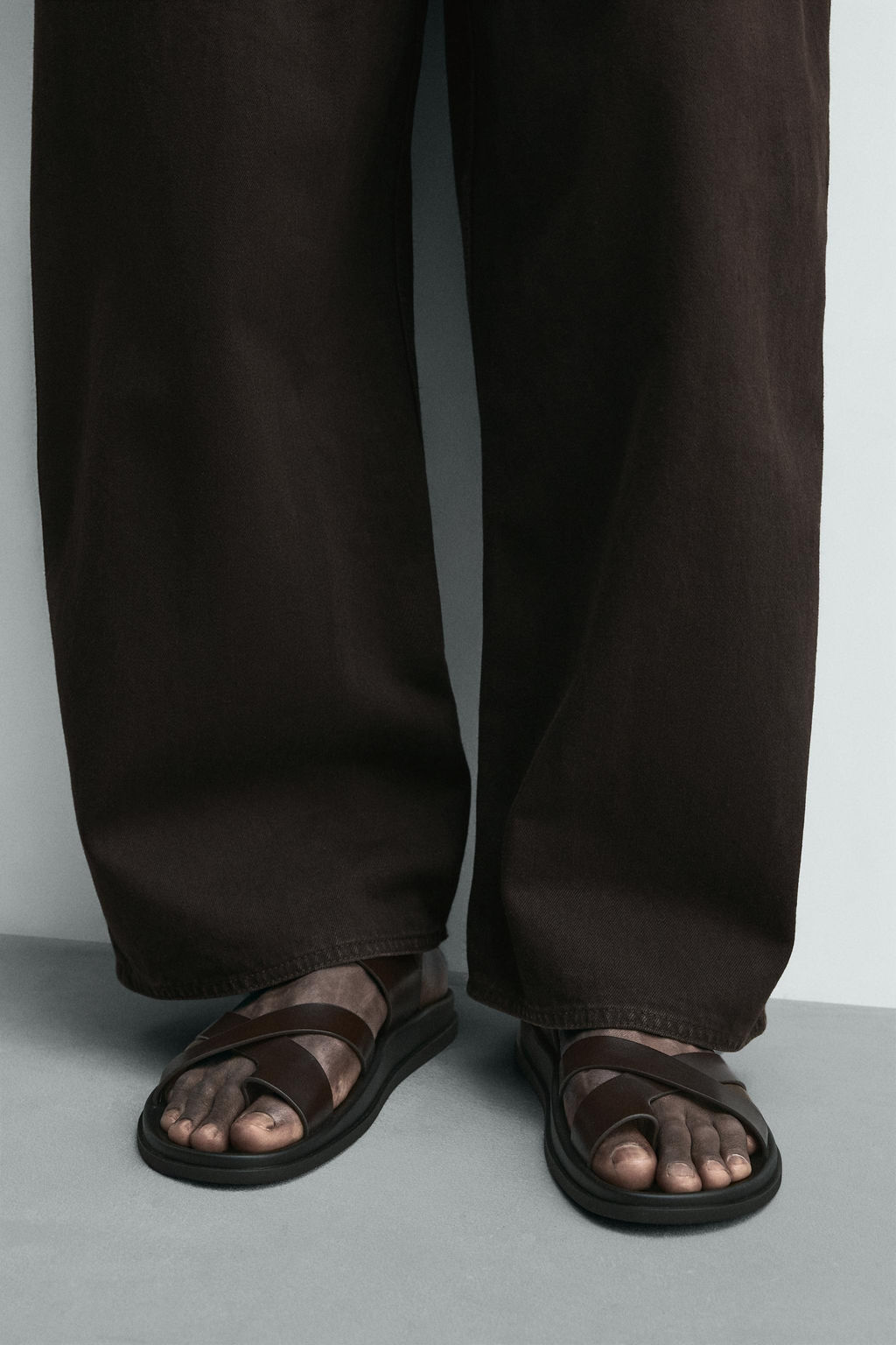 SANDALIA TIRAS / Rojo Burdeos