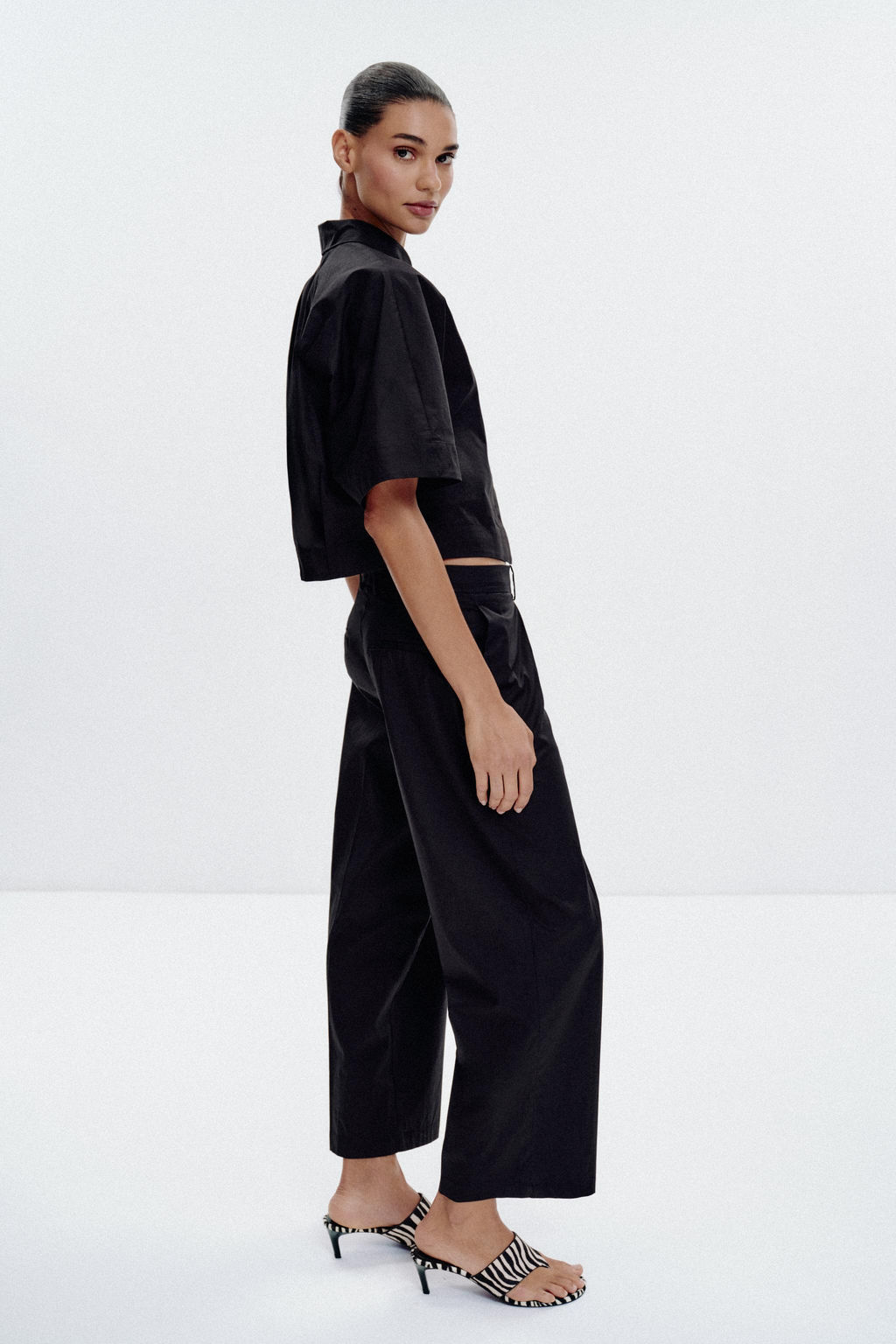 POPLIN TROUSERS WITH PLEATS - Zara фото 14