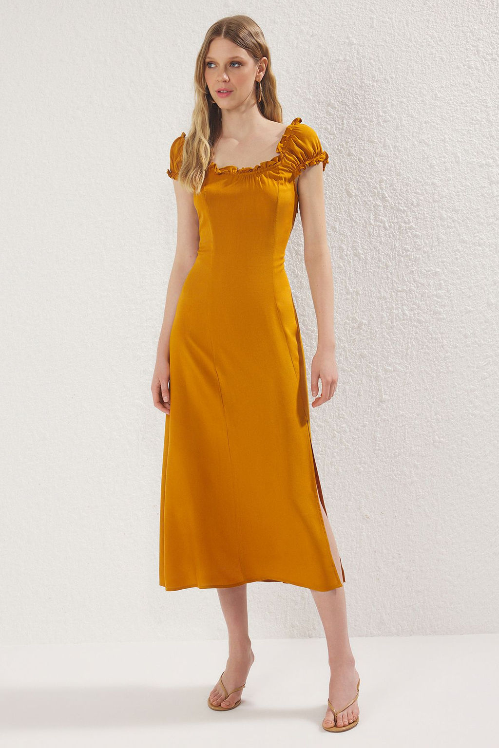 Kiremit A Kesim Yakas? Lastik Detayl? Midi Dokuma Elbise TWOSS25EL00632 - Trendyolmilla фото 2