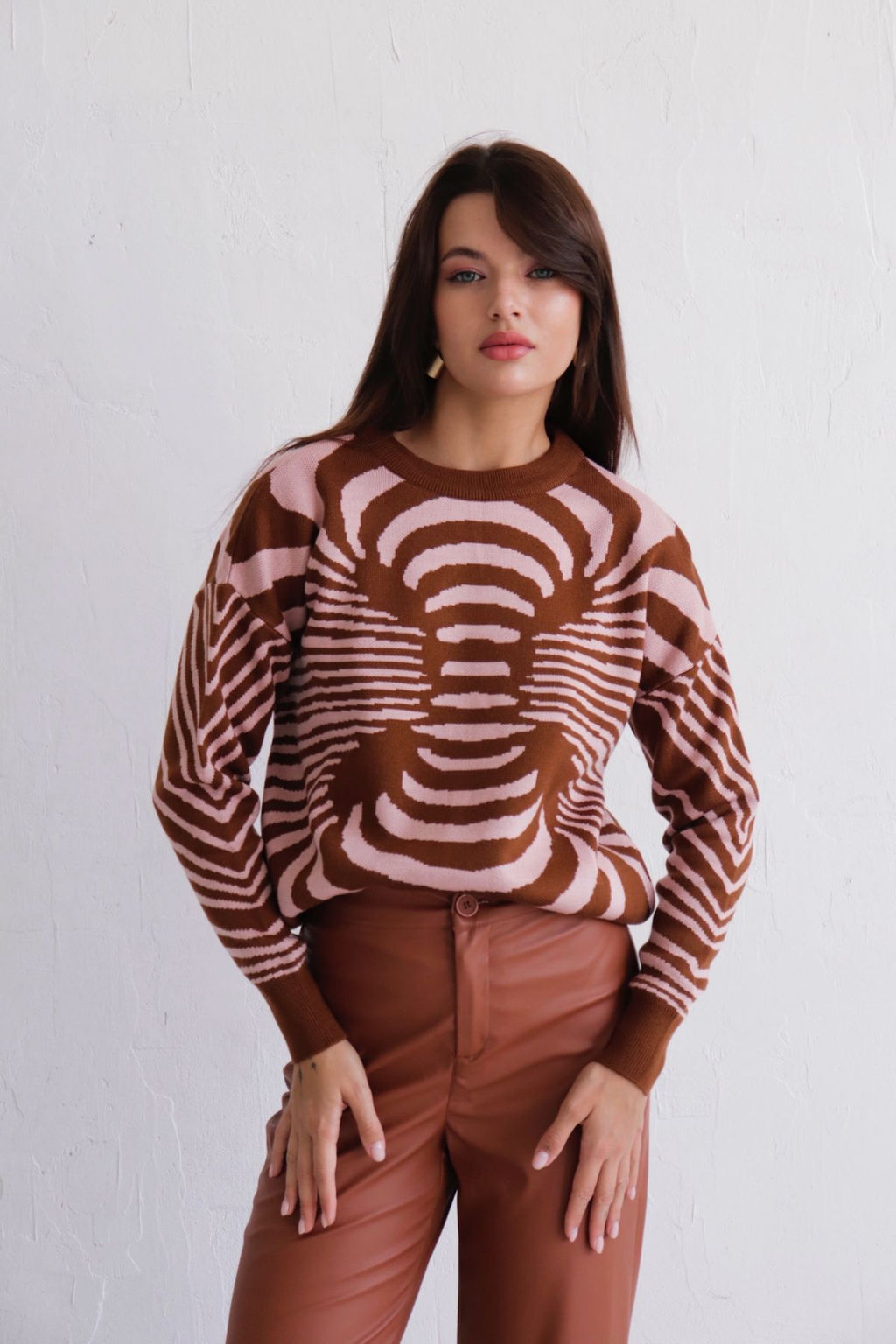 9959 Джемпер базовый кофейный - Martichelli фото 7