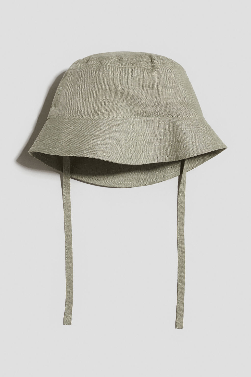 Gorro de lino para el sol