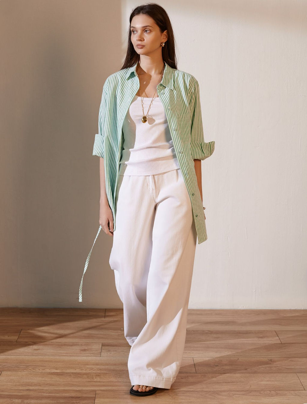 Удлиненная блузка с поясом в тонкую полоску из эластичного хлопка - Vilatte фото 5