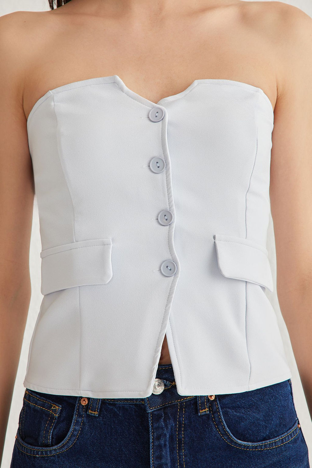 TRENDYOLMILLA Siyah Slim Fit Straplez Crop Dokuma Yelek TWOAW24YE00034  фото 3