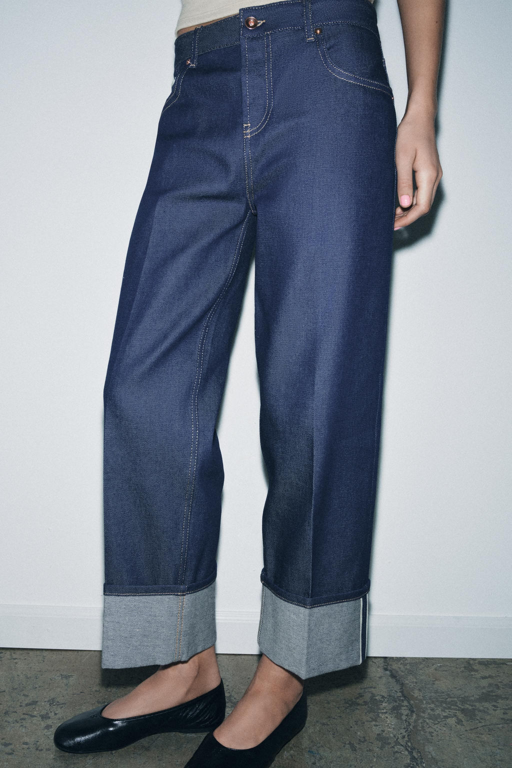 ZW COLLECTION SELVEDGE LOW-RISE JEANS - Zara фото 2