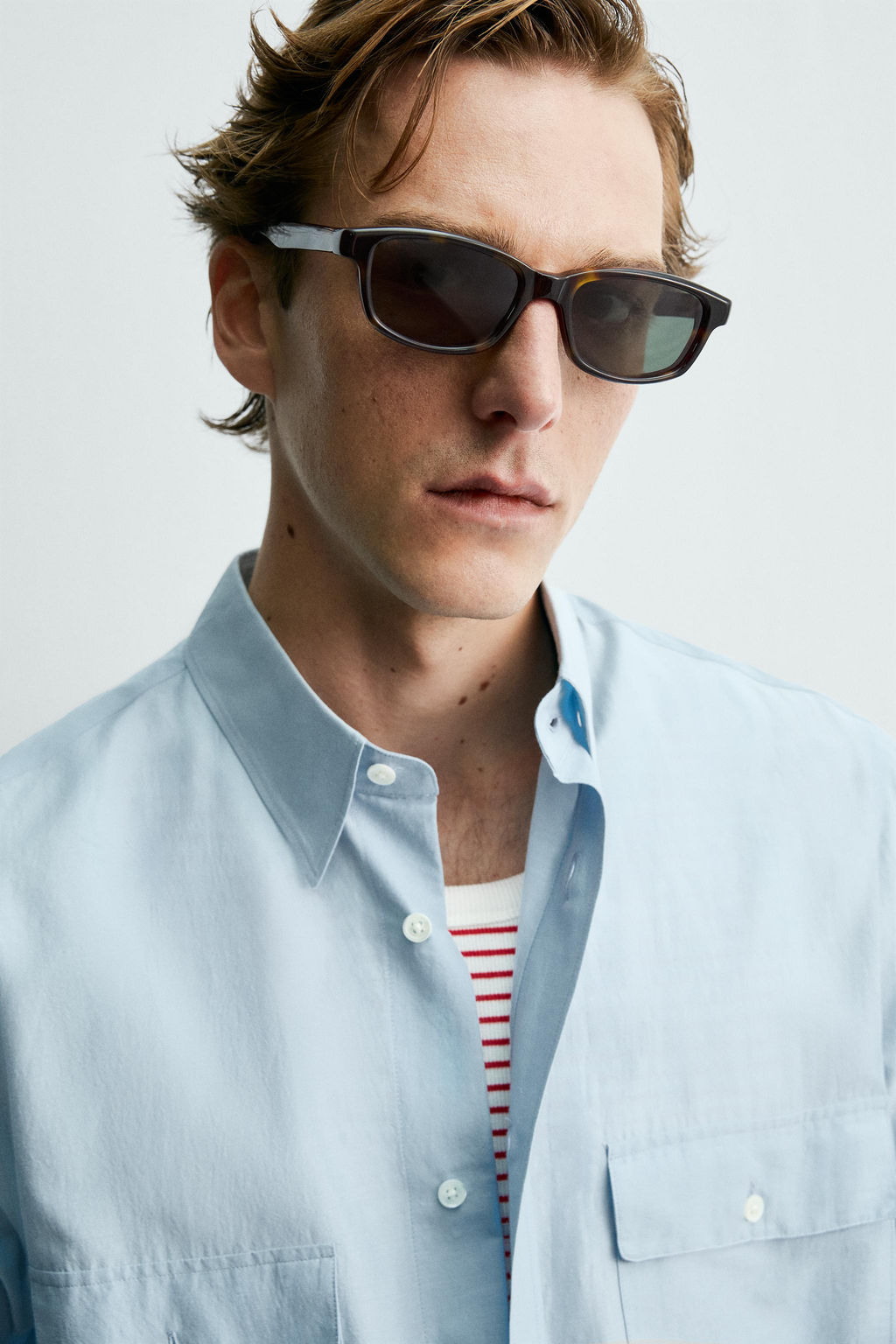 CAMISA FLUIDA REGULAR FIT BOLSILLOS AARON LEVINE X ZARA / Celeste claro  фото 5
