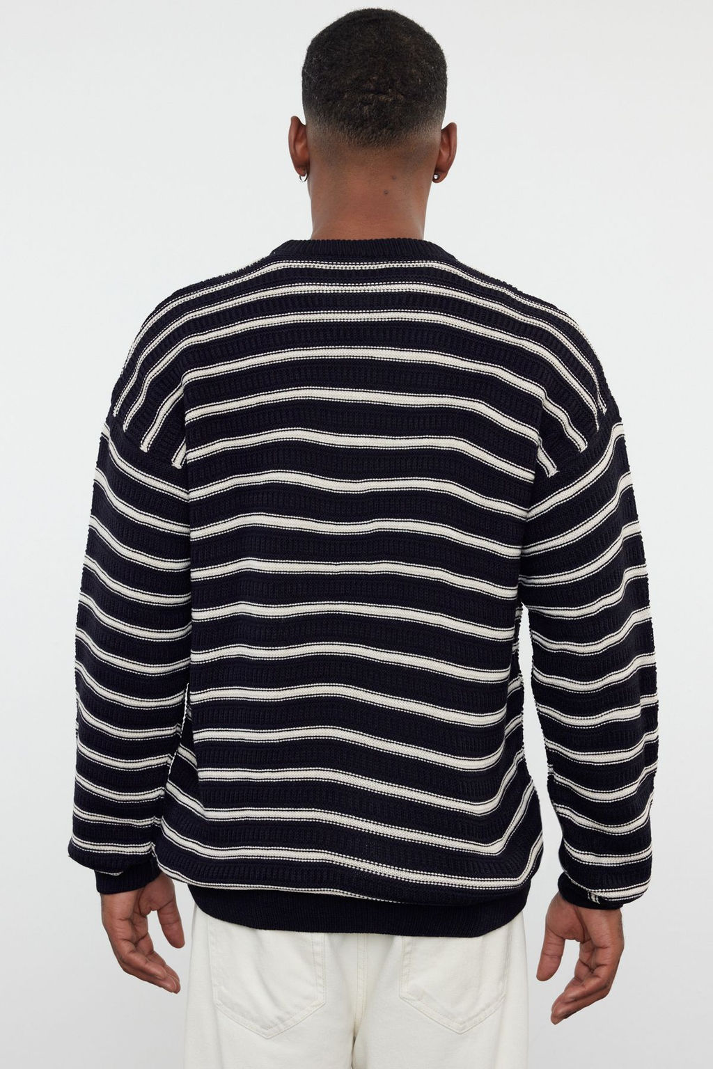 TRENDYOL MAN Lacivert Casual Unisex Oversize Bisiklet Yaka Cizgili Triko Kazak TMNAW25KZ00025 - Trendyolmilla фото 19