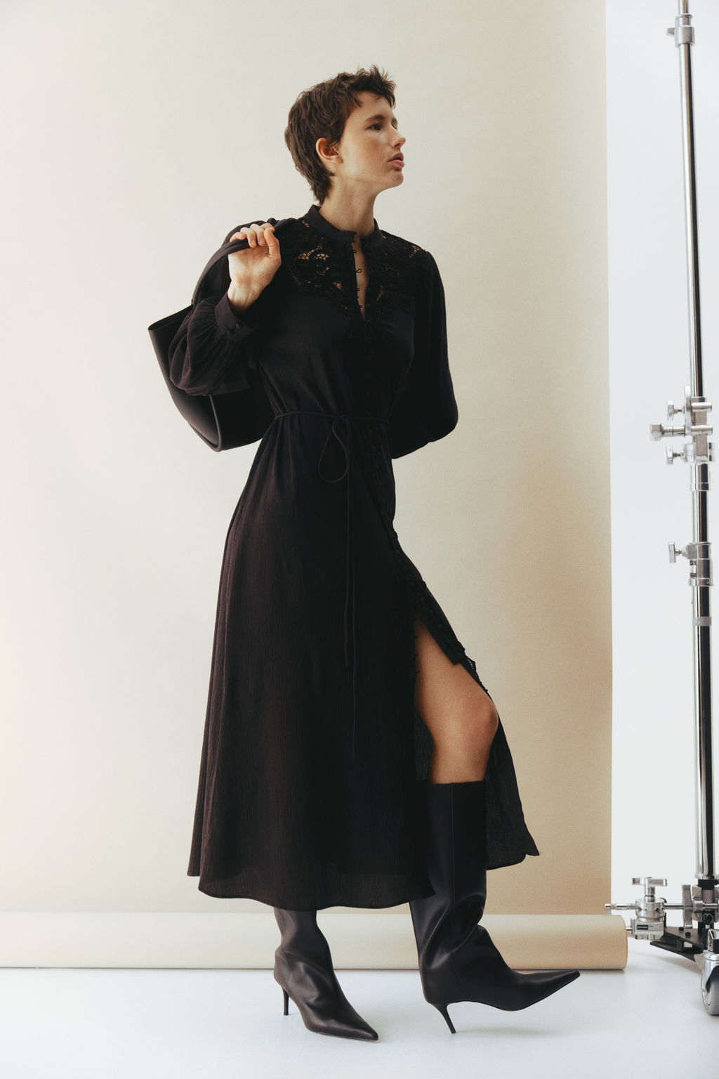 Vestido de algod?n con detalles de encaje - H&m фото 7
