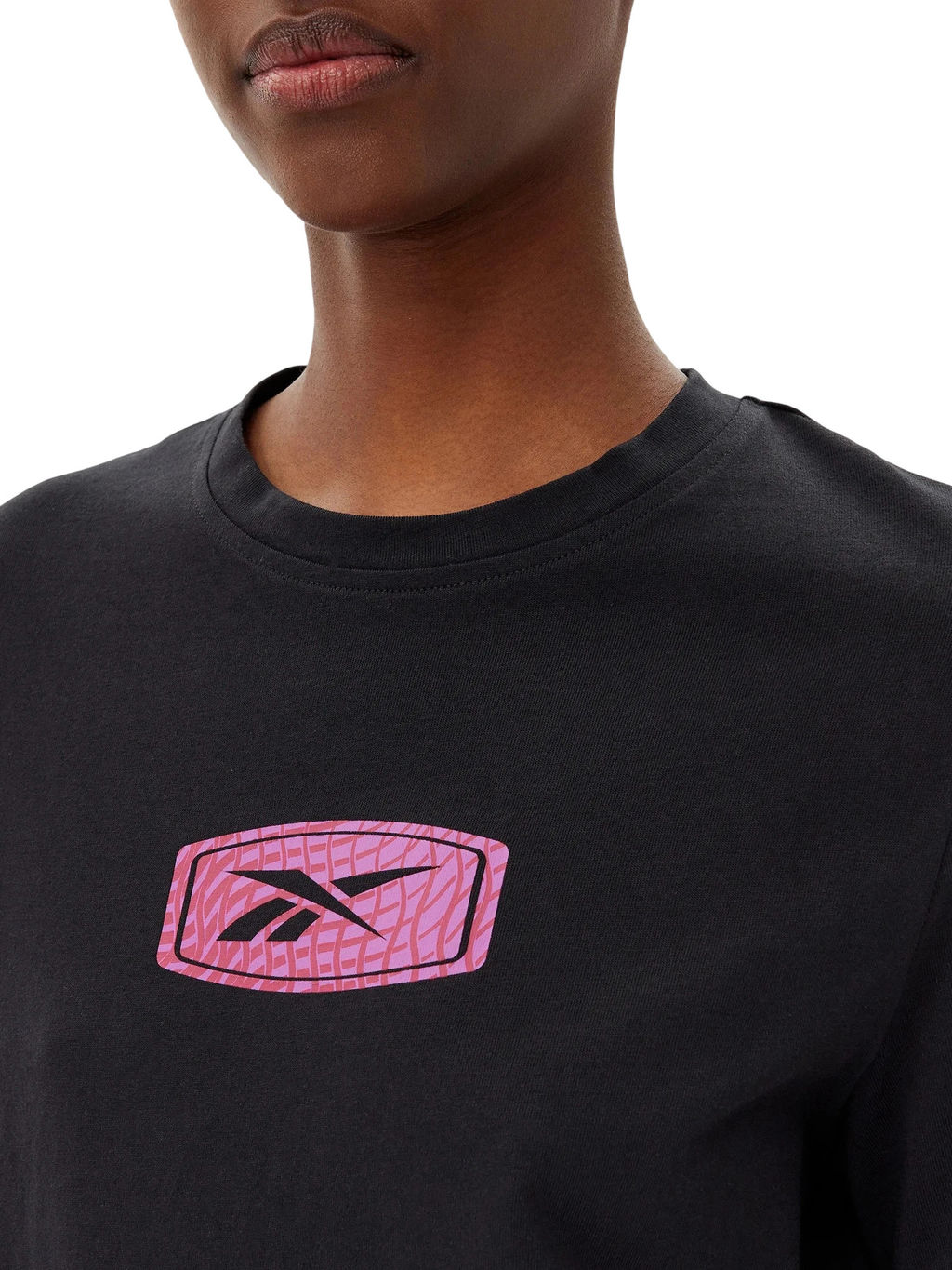 Футболка женская