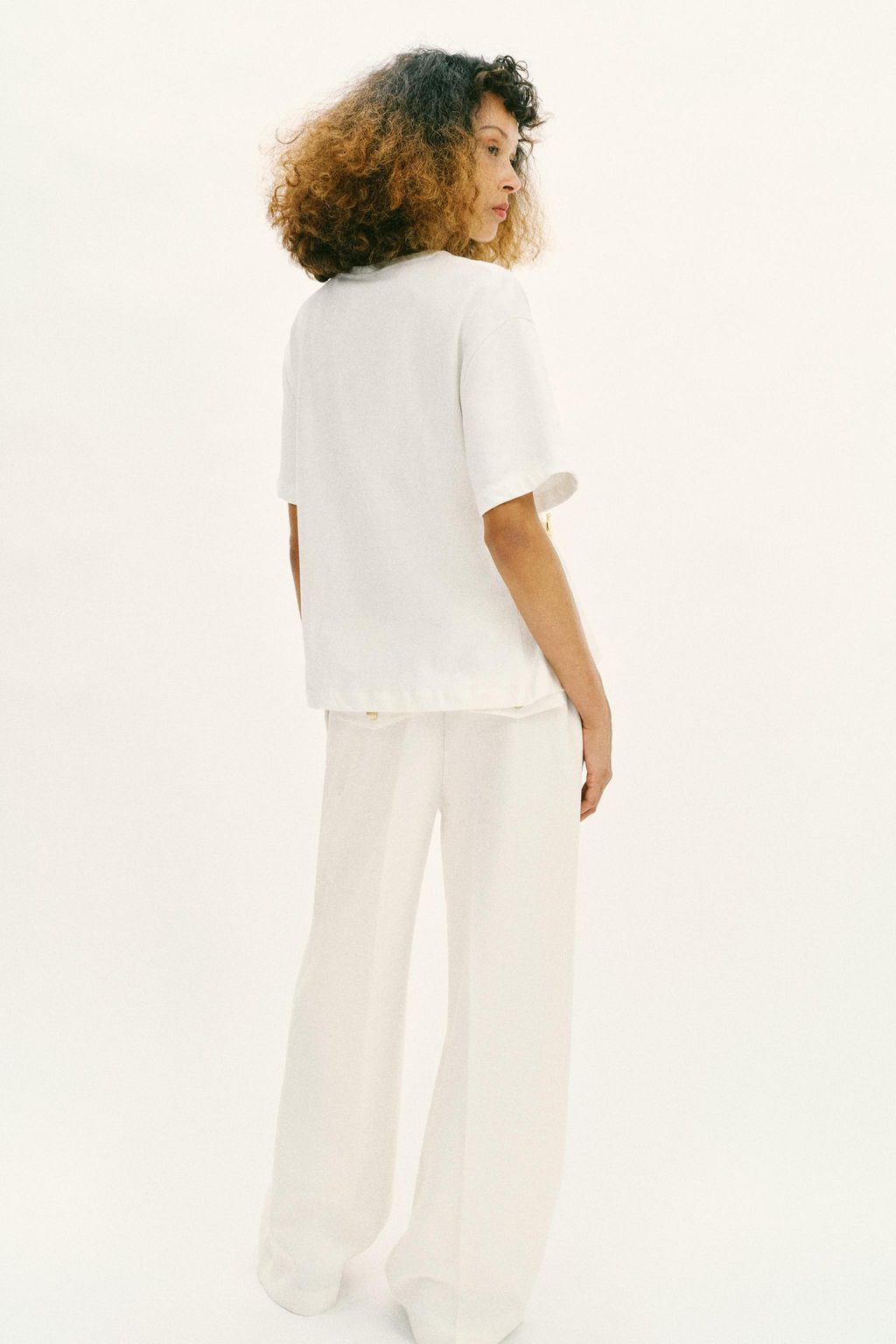 CAMISETA HEAVY COTTON APLIQUE / Blanco roto - Zara фото 4