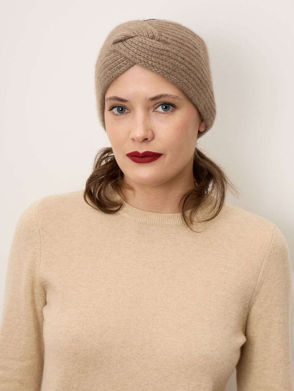 Повязка из кашемира 20-18-004-0С капучино