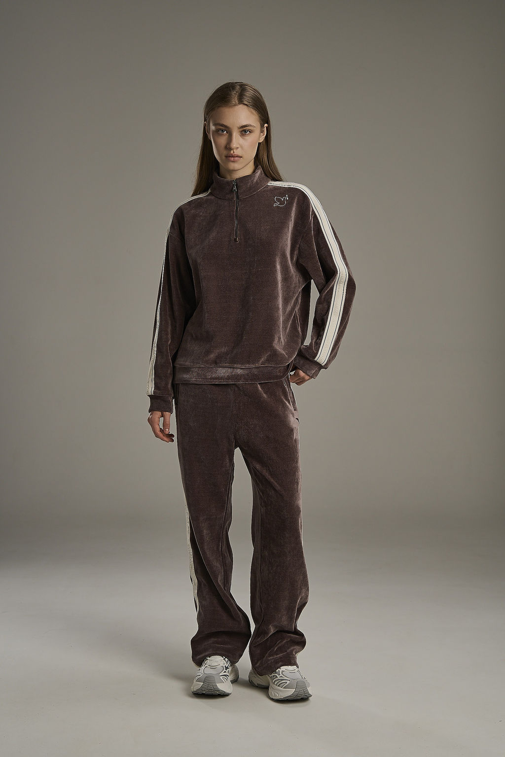 Брюки трикотажные Коричневый ICONIC Knit Track Pants - Anta фото 2