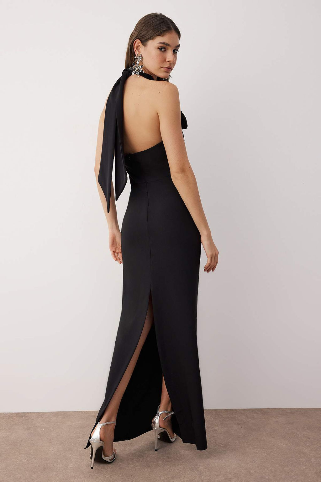 Siyah Gul Detayl? Dokuma Uzun S?k Abiye Gece Mezuniyet Elbisesi TPRSS24AE00011