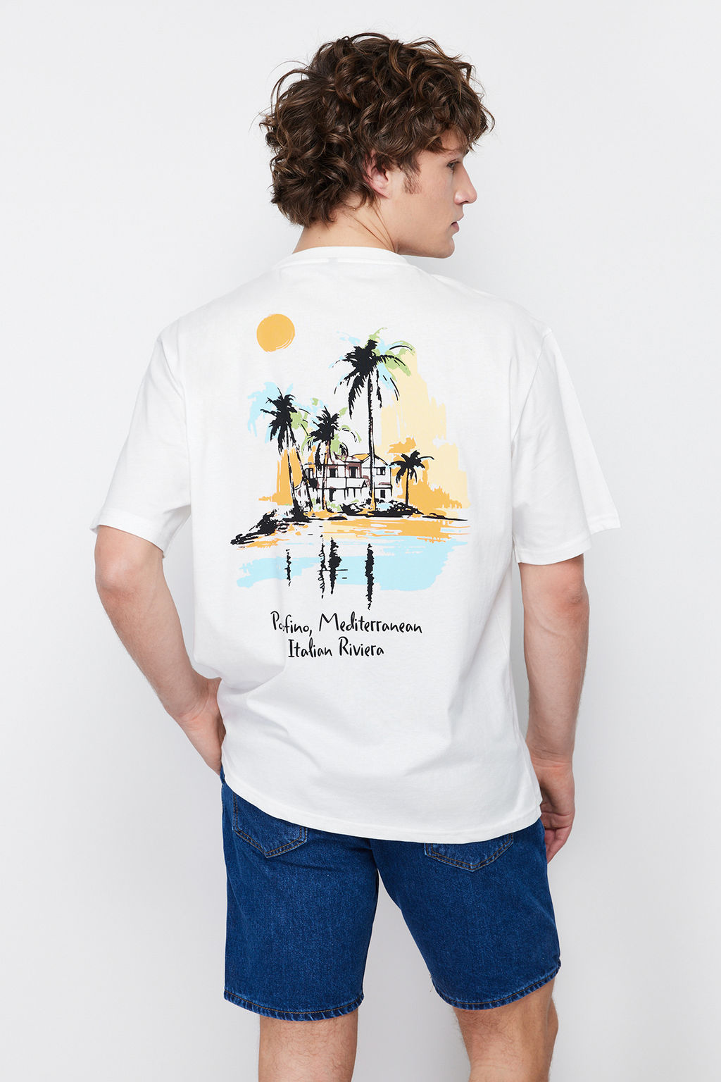 Ekru Oversize/Genis Kesim Manzara Bask?l? %100 Pamuklu K?sa Kol T-Shirt TMNSS24TS00124 - Trendyolmilla фото 5