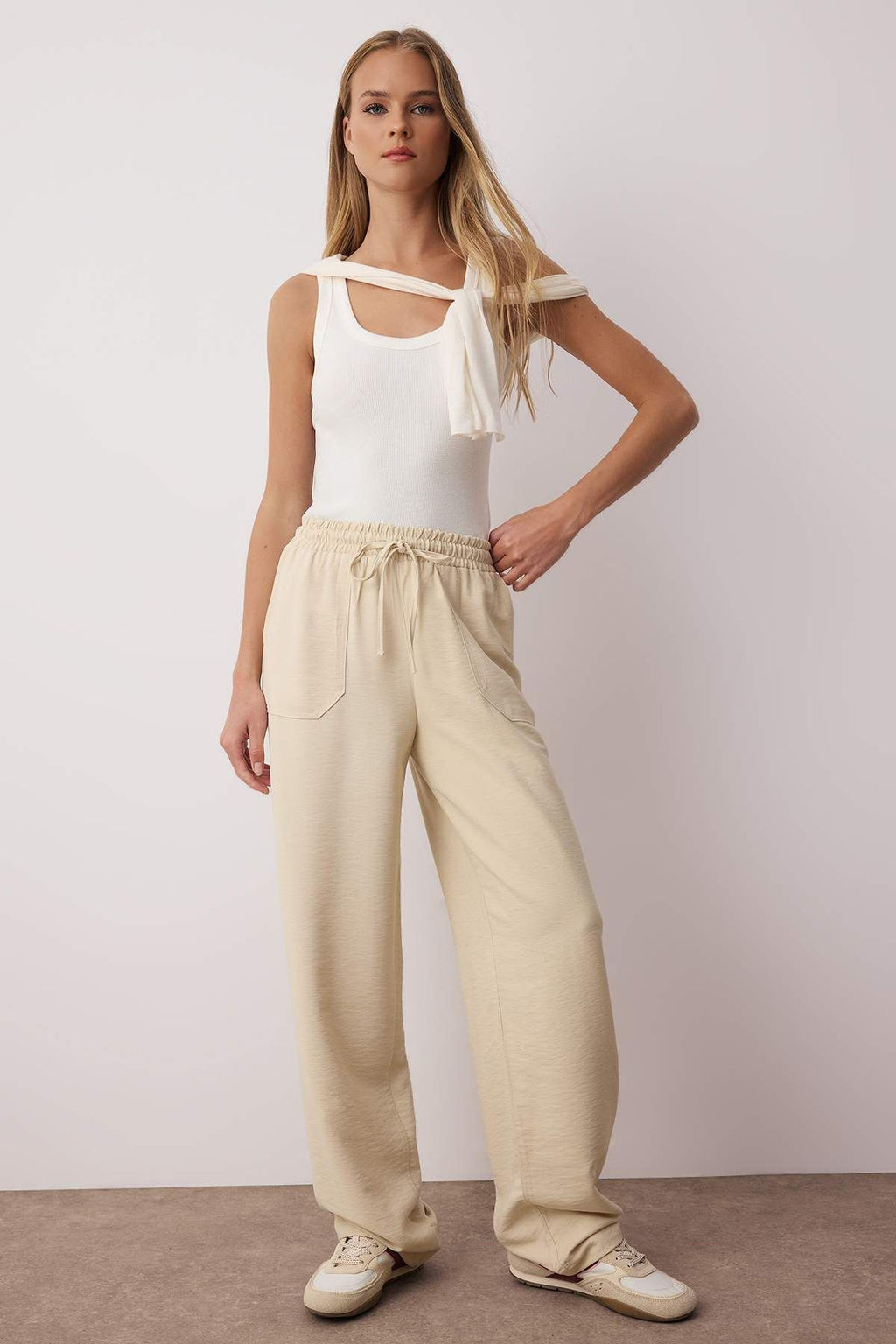 TRENDYOLMILLA Haki Beli Lastikli Ederli Kumas Pull On Jogger Dokuma Pantolon Dokuma Pantolon TWOSS25PL00010  фото 6