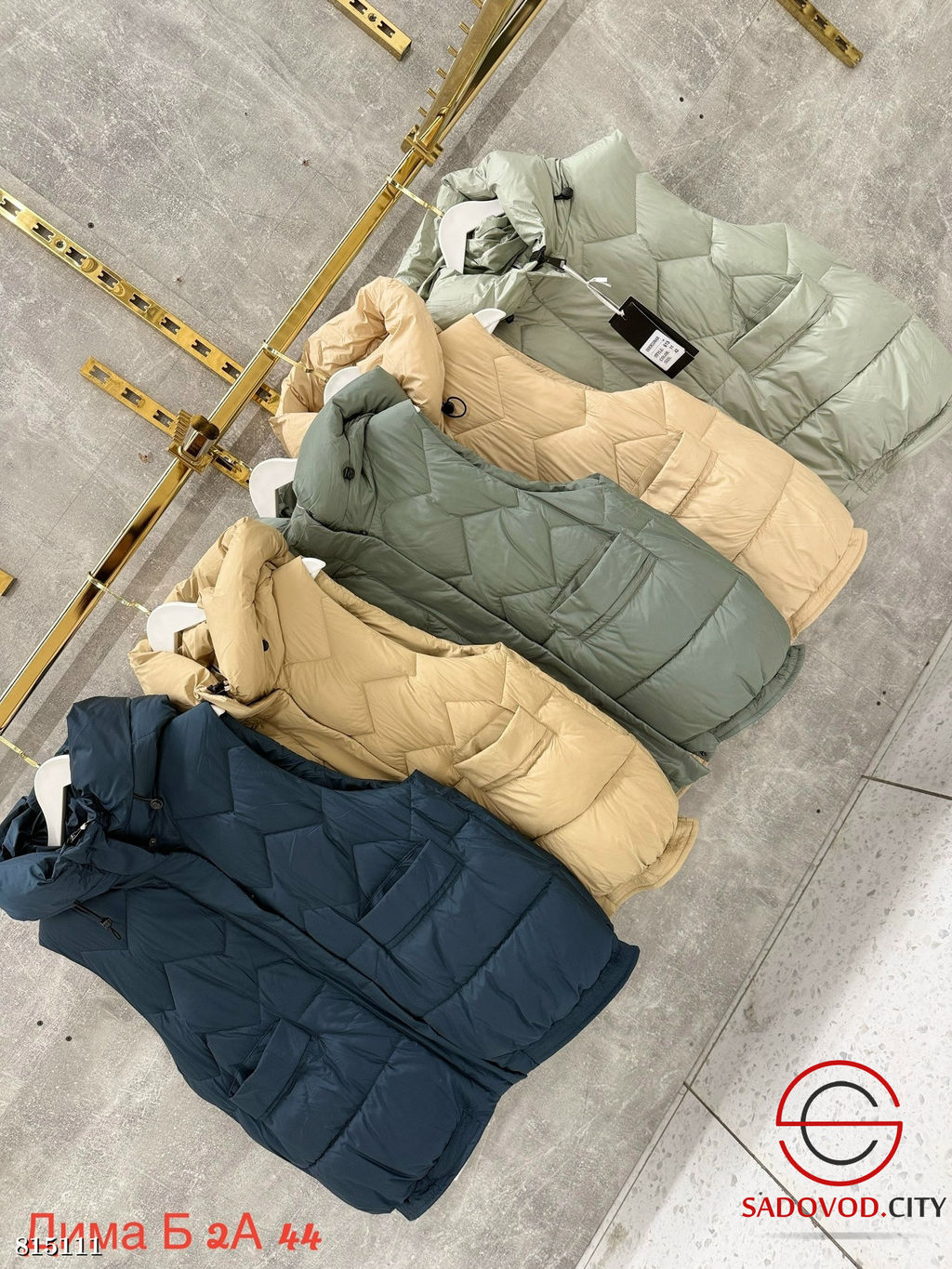 Жилетка женская с карманами