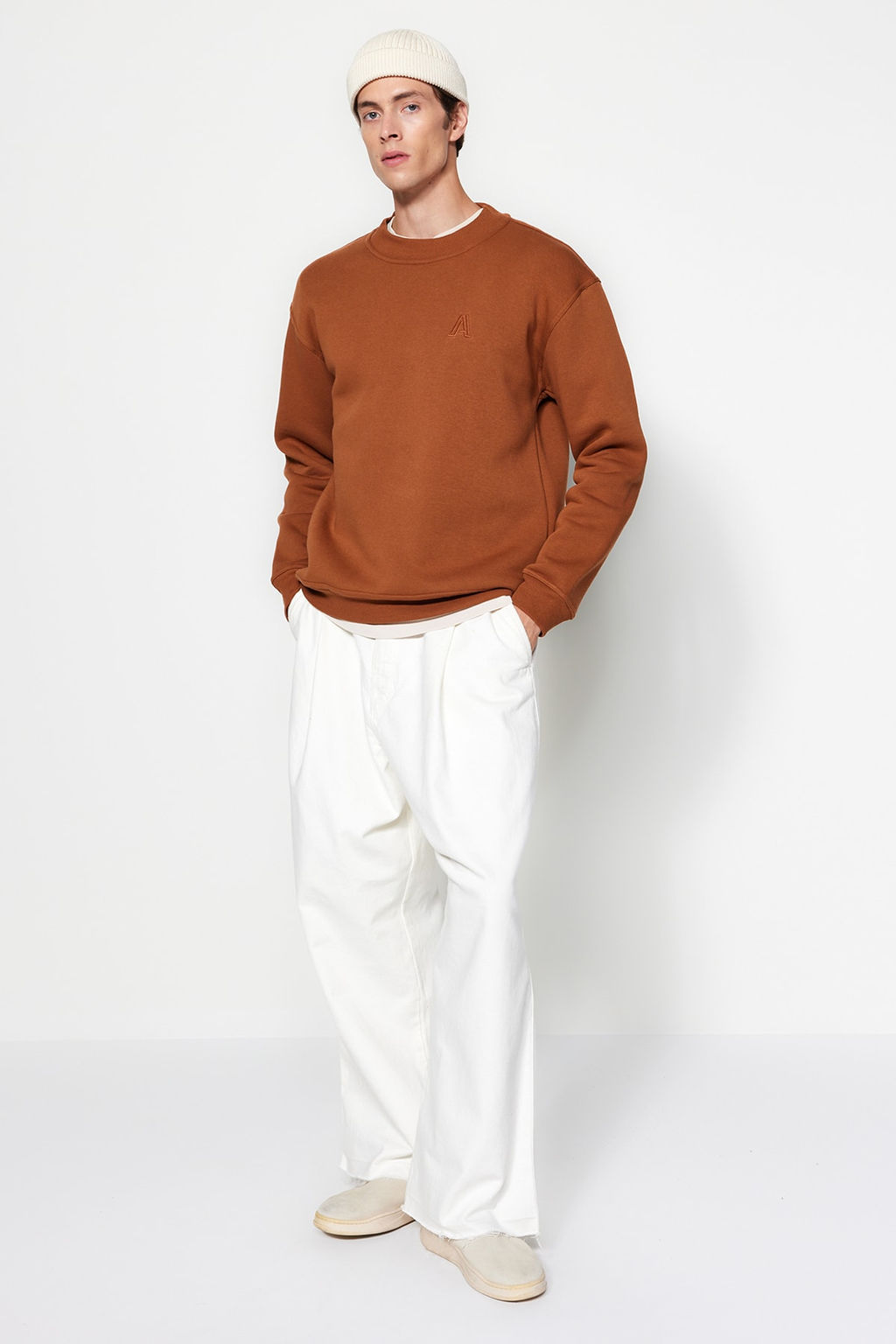 TRENDYOL MAN Antrasit Oversize/Genis Kesim Yar?m Bal?kc? Yaka Harf Nak?sl? Sweatshirt Ici Polarl? TMNAW24SW00046 - Trendyolmilla фото 13
