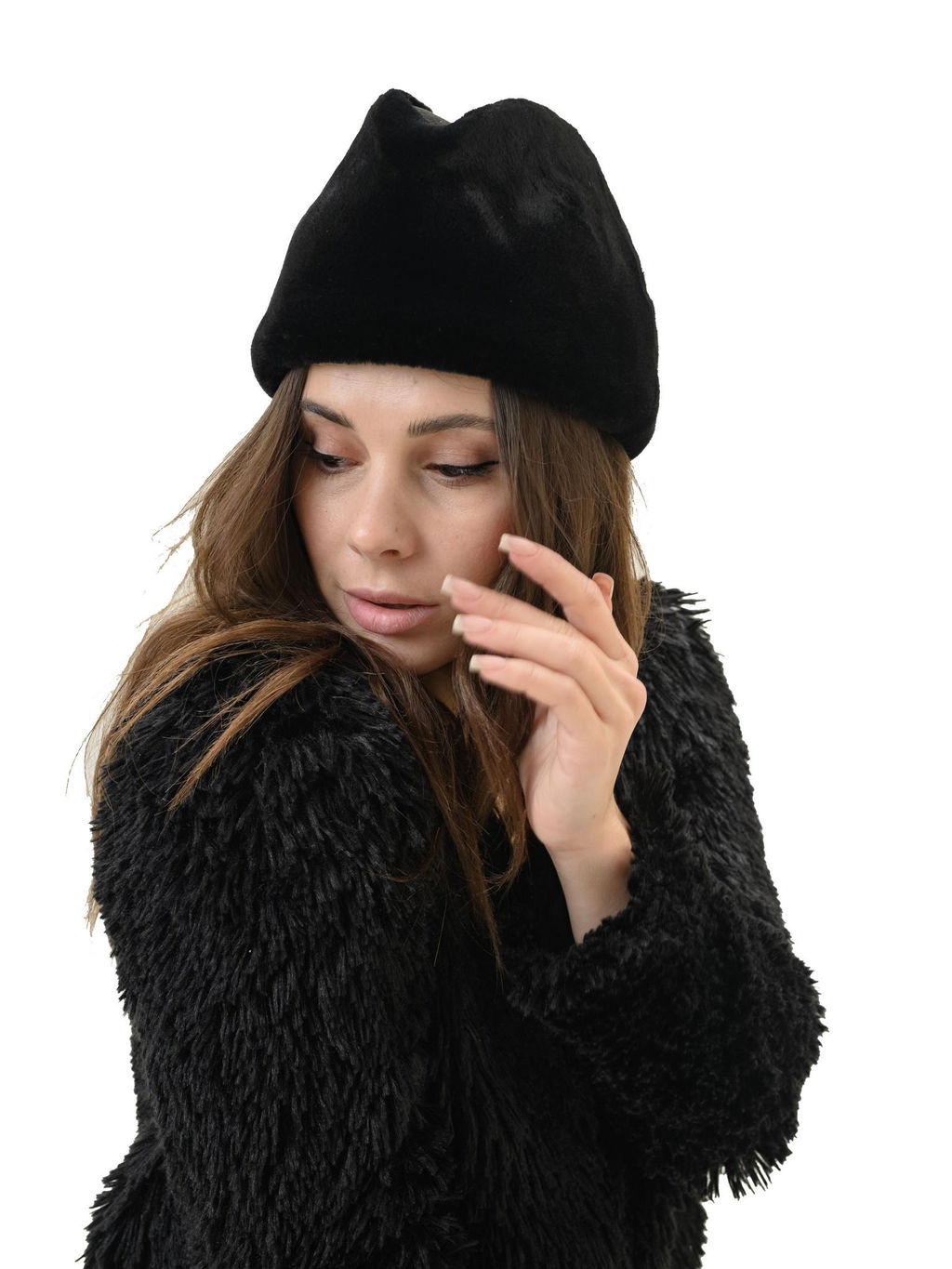 П26-22 Пилотка мех черный