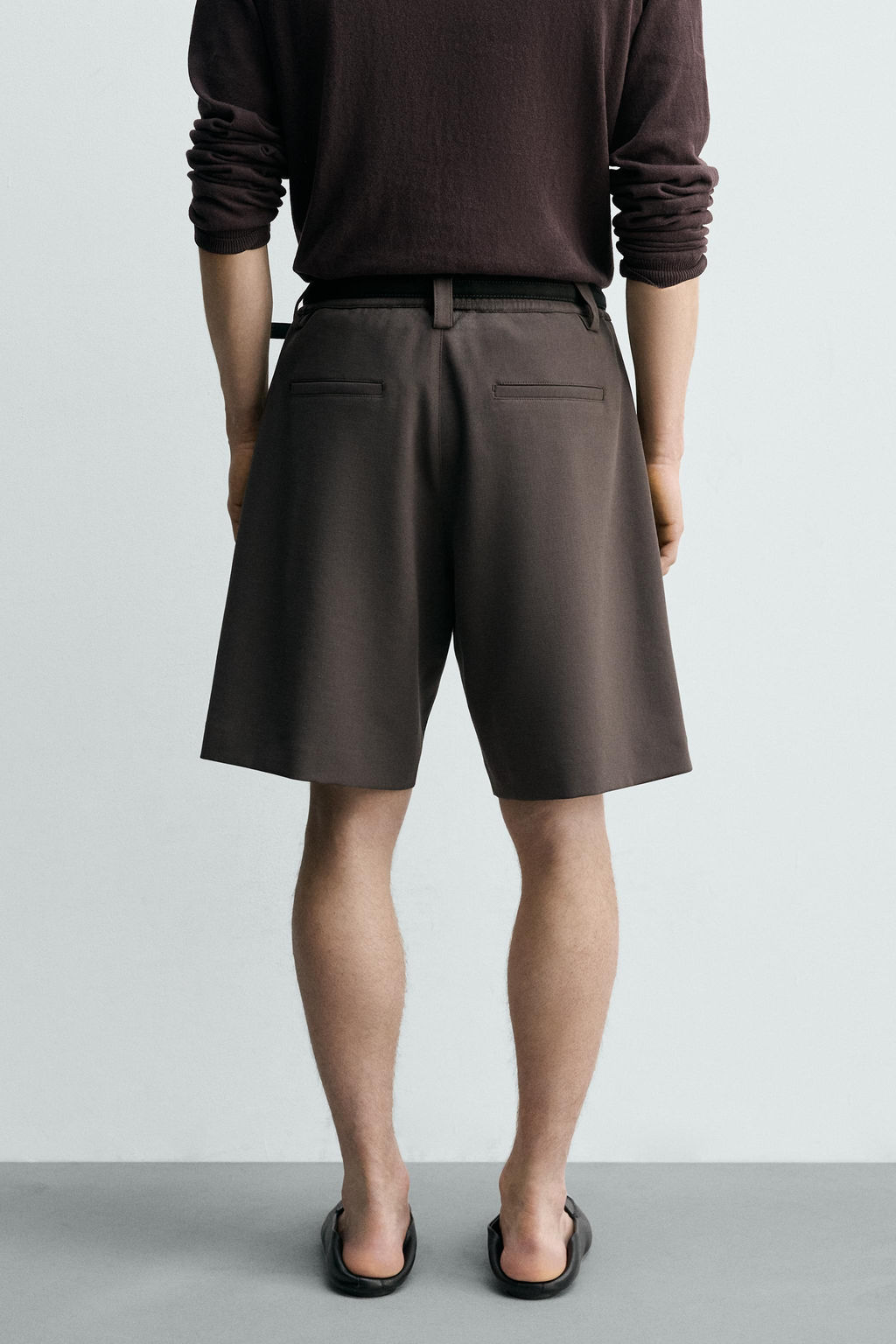 BERMUDA RELAXED FIT PLIEGUES LATERALES / Chocolate - Zara фото 3