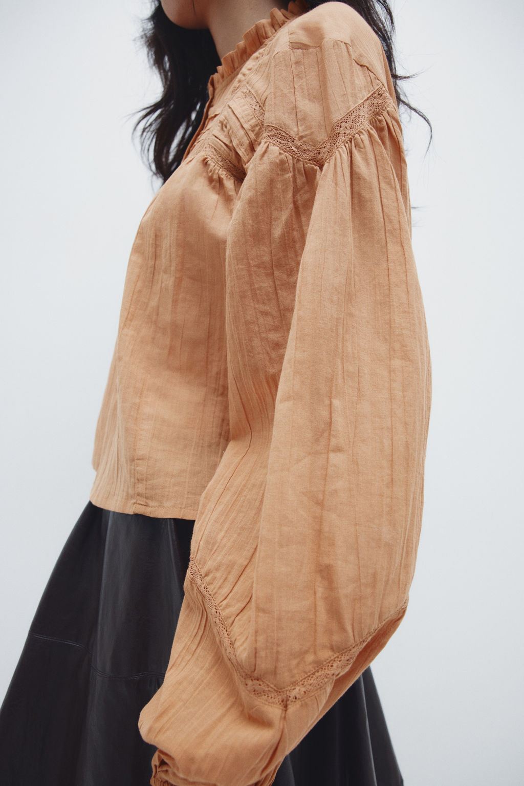 Blusa de algod?n con cuello de volante - H&m фото 5