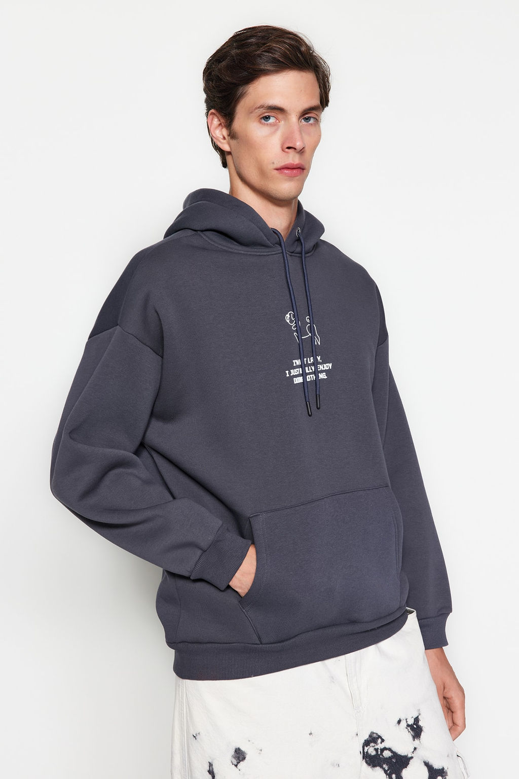 TRENDYOL MAN Kahverengi Oversize/Genis Kesim Kabaran Hayvan Bask?l? Kapusonlu Sweatshirt TMNAW24SW00078 - Trendyolmilla фото 5