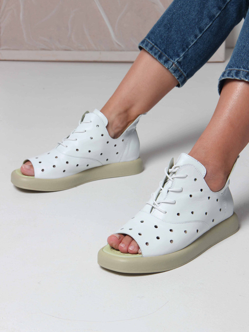 Босоножки 1059.0132gr. Белый зеленый